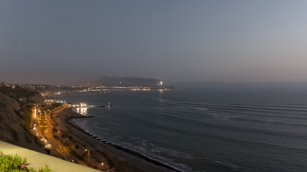 13043744875_eb2a43bb30_h