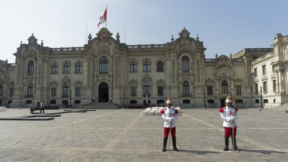 13043869335_24df0b5c9e_h