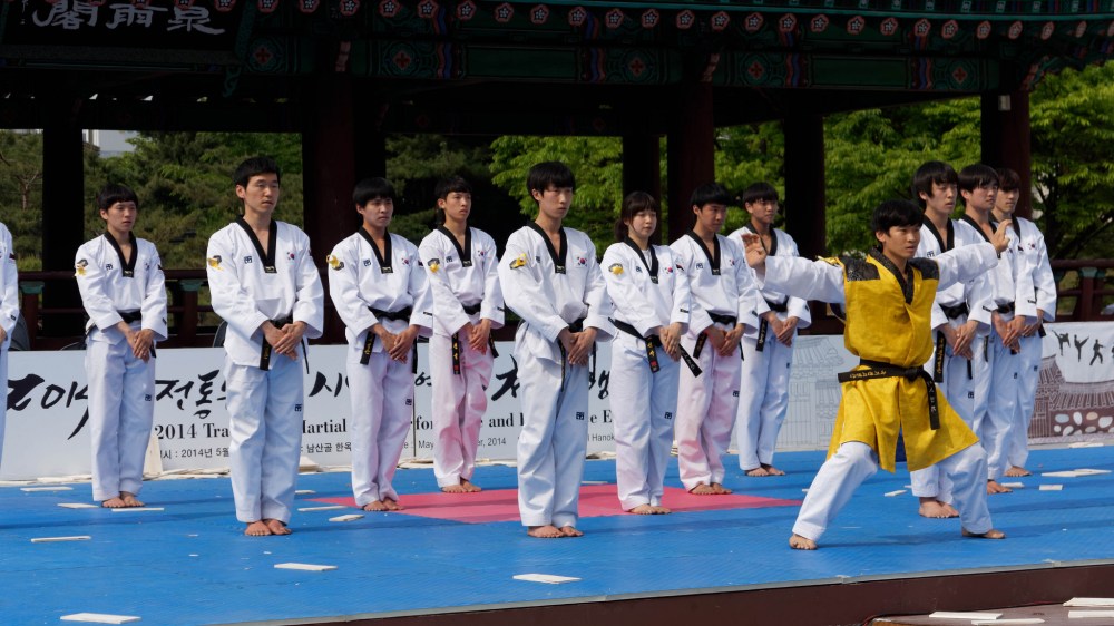 15425498232_be73dfe0cf_k