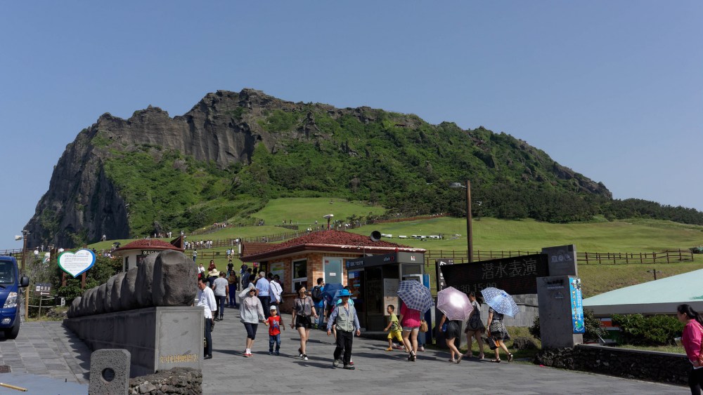 15425778742_861095a185_h