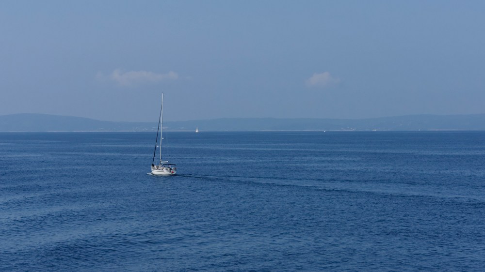 16132896140_2cb34679ff_k