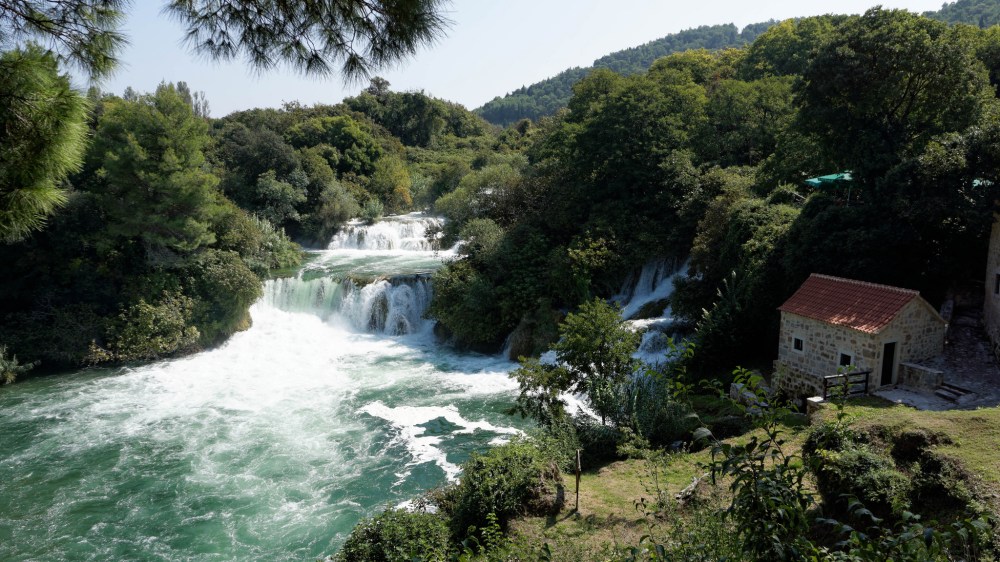 16132940120_043dbd322c_k