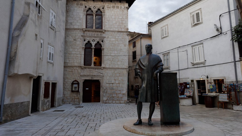 16134219779_eace1d9254_k