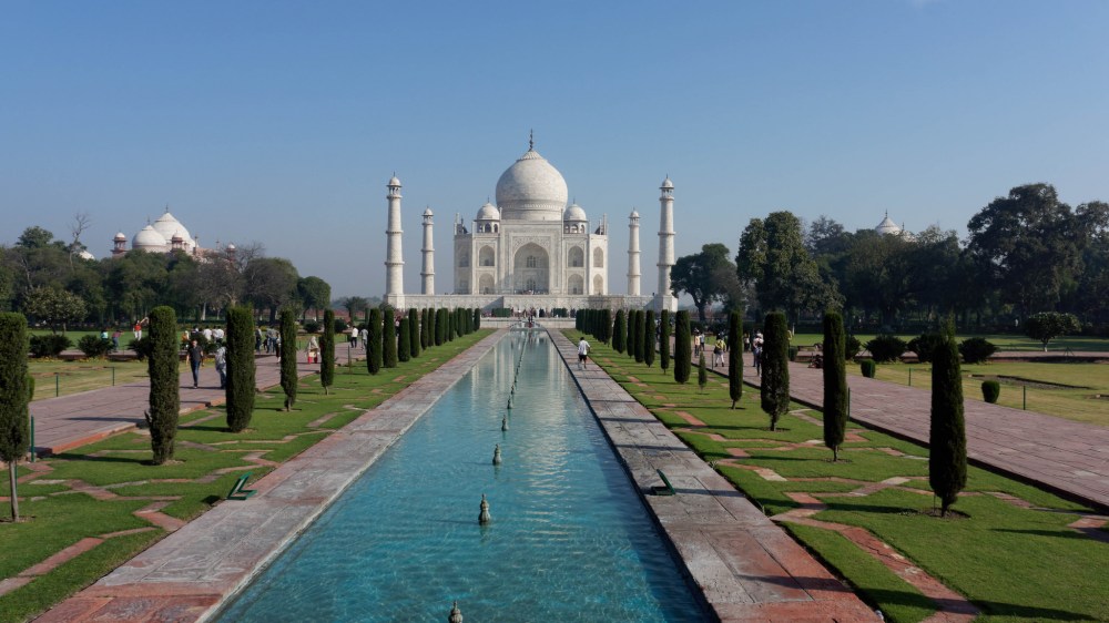 17023783144_839452f67f_k