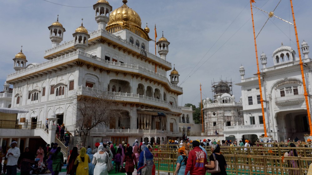 17358746408_ca8d3ba56a_k