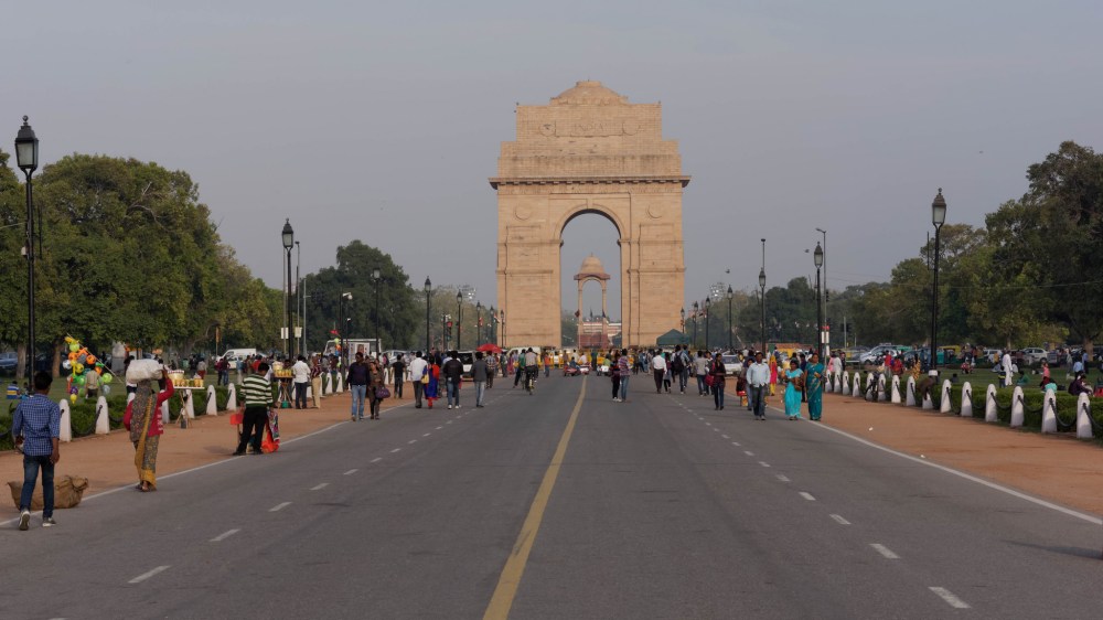 17476081406_e4cdde837e_k