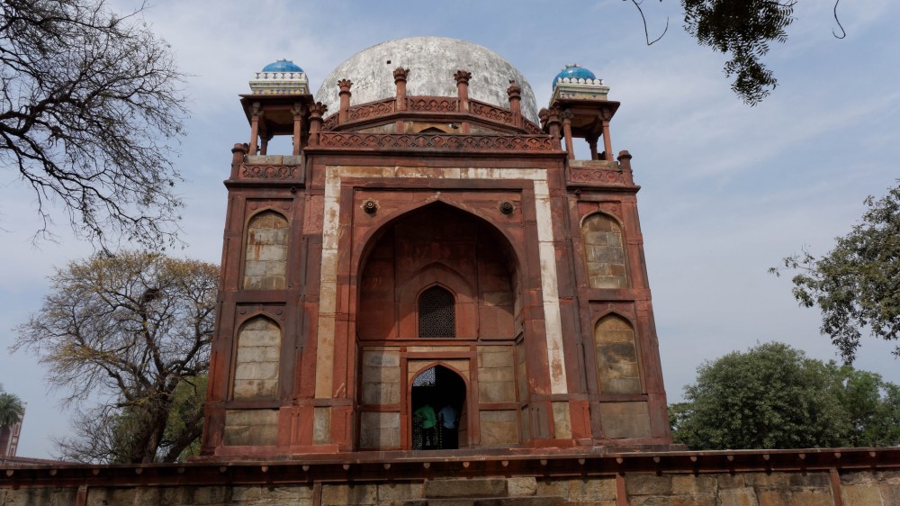 17502377121_5962a88410_k