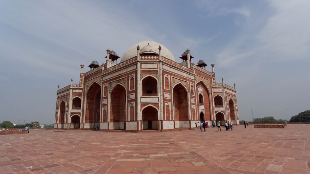 17502455221_7b9d3b3386_k